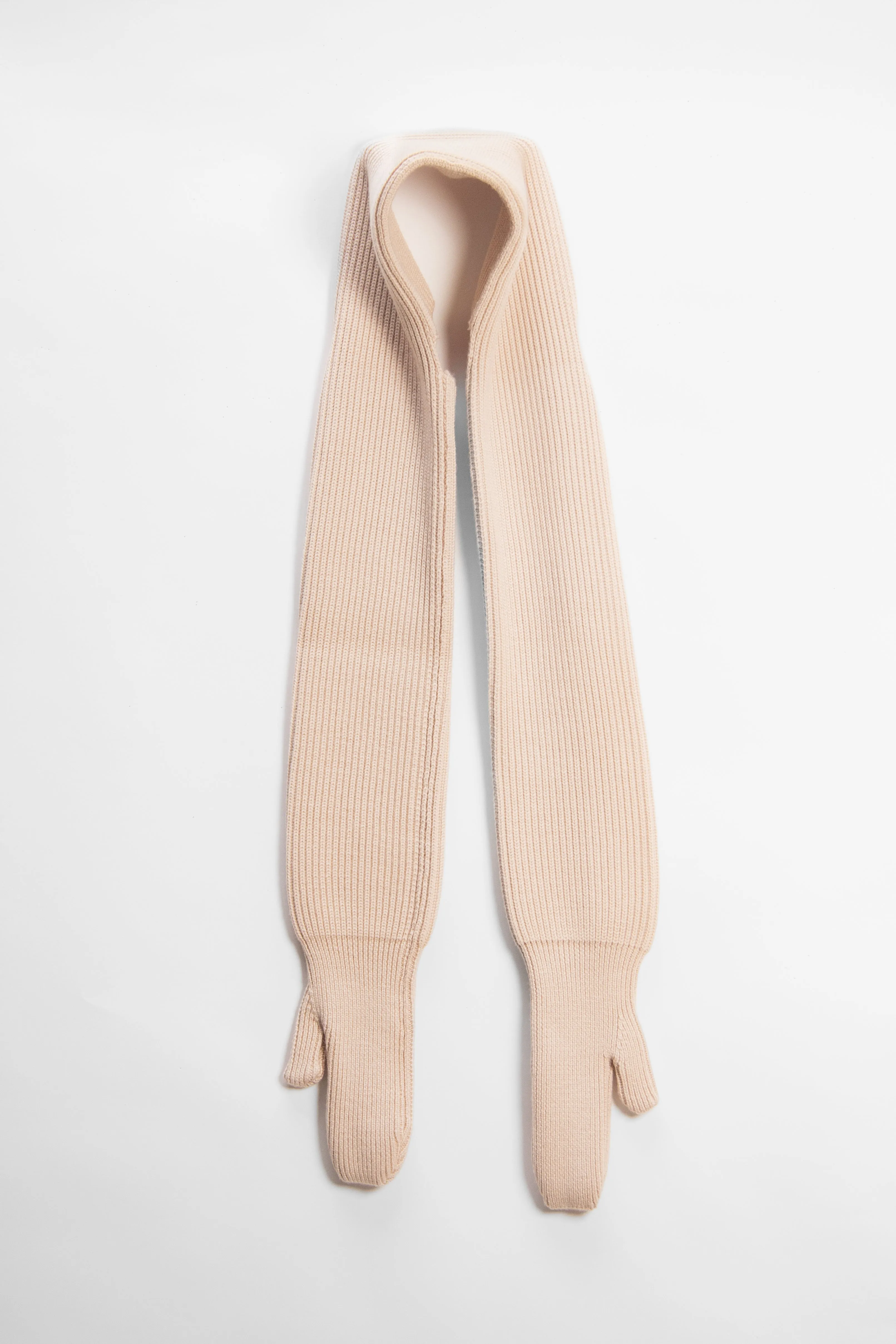 Convertible Scarf in Gloves knit